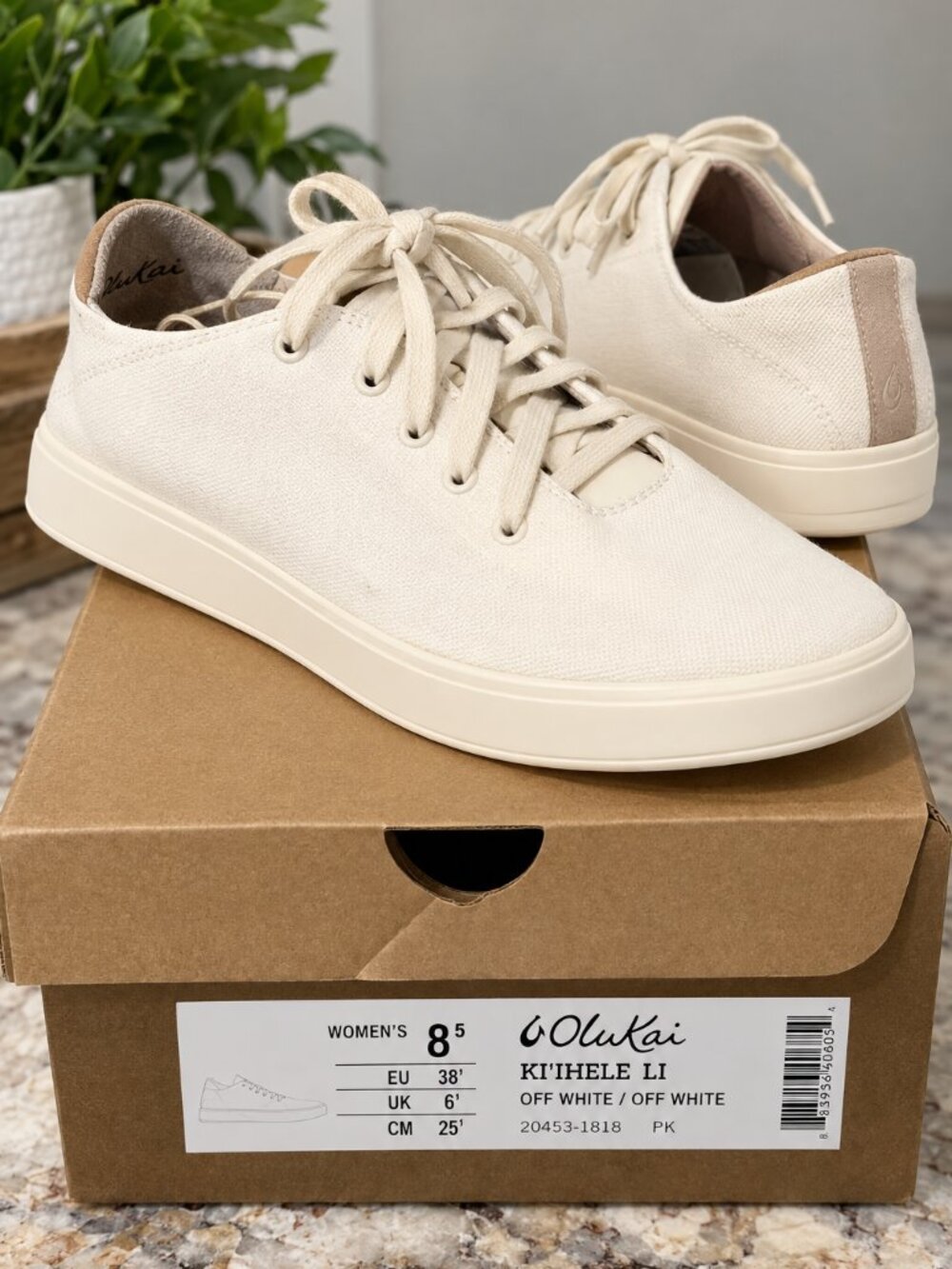 OluKai Ki‘ihele Li Off White Canvas Sneakers Women’s 8.5